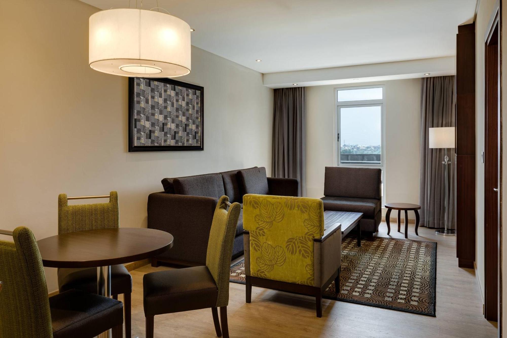 Protea Hotel By Marriott Owerri Select Zewnętrze zdjęcie